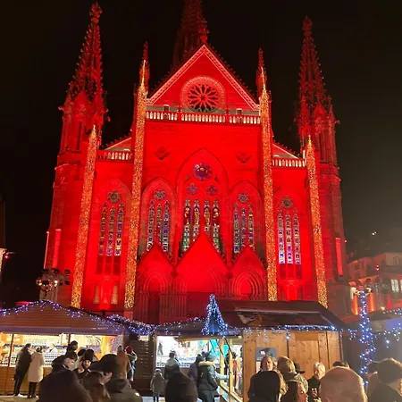 Lovely アパート ミュルーズ